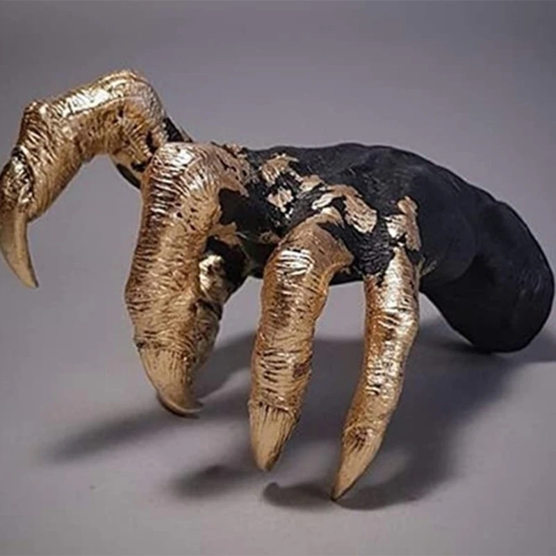 Witch Hand Wall Hanging Statue - đánh giá và giá Resin Art Aesthetic